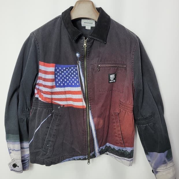 디스니즈네버댓 성조기로고 스펠아웃패치 자켓
