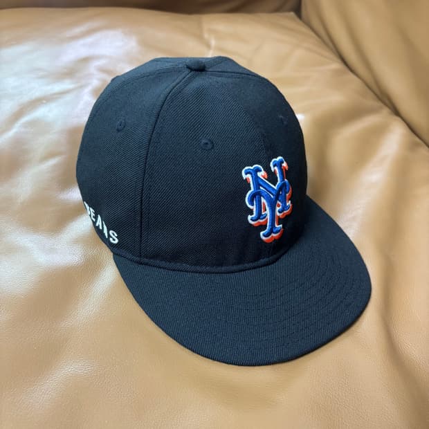 BEAMS 빔즈 빔스 뉴에라 9Fifty 6패널 볼캡 모자 메츠 블랙