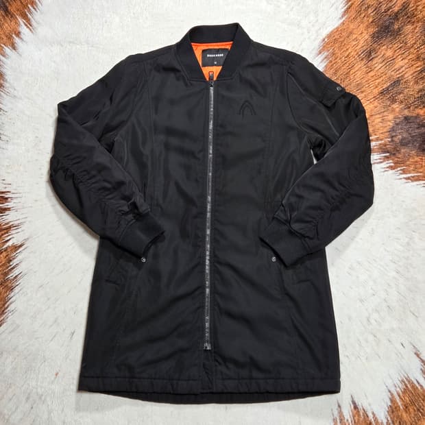 버커루 항공 롱패딩