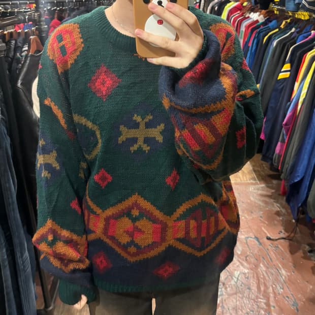 [Hi] 빈티지 아가일 패턴 니트