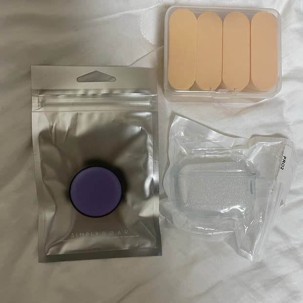 무료배송/그립톡+에어팟케이스+메이크업퍼프세트
