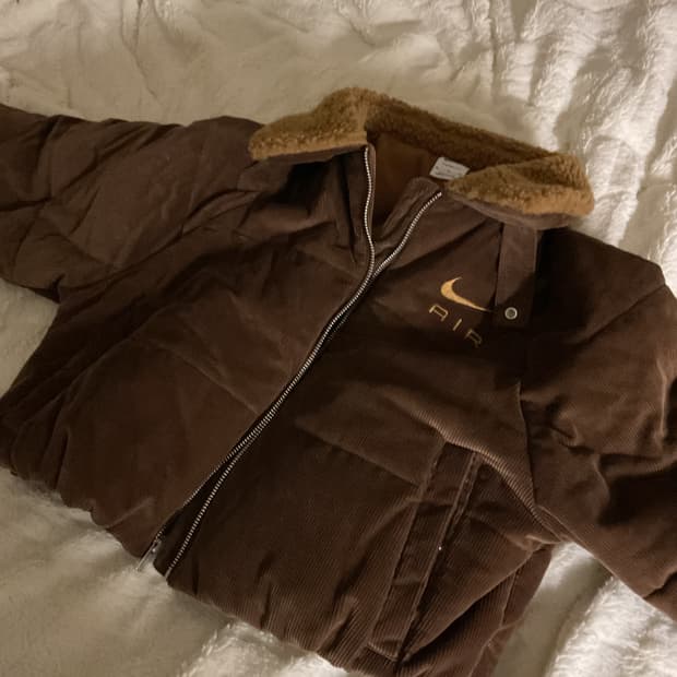 나이키 우먼스 에어 써마핏 코듀로이 크롭 자켓