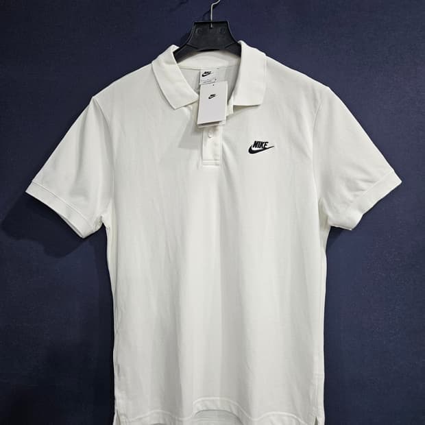 나이키 자수로고 화이트 남성 100 카라반팔티 