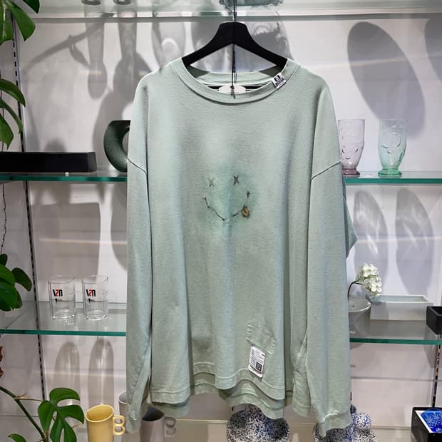 미하라야스히로 smily face long sleeve