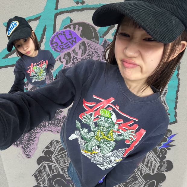 00s 스투시 고질라 그래픽 크루넥 맨투맨 네이비