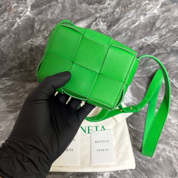 보테가베네타 미니 카세트백 미니백/크로스백