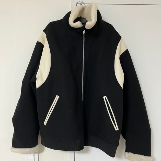 베테제 보아 플리스 바시티 무톤자켓(블랙)