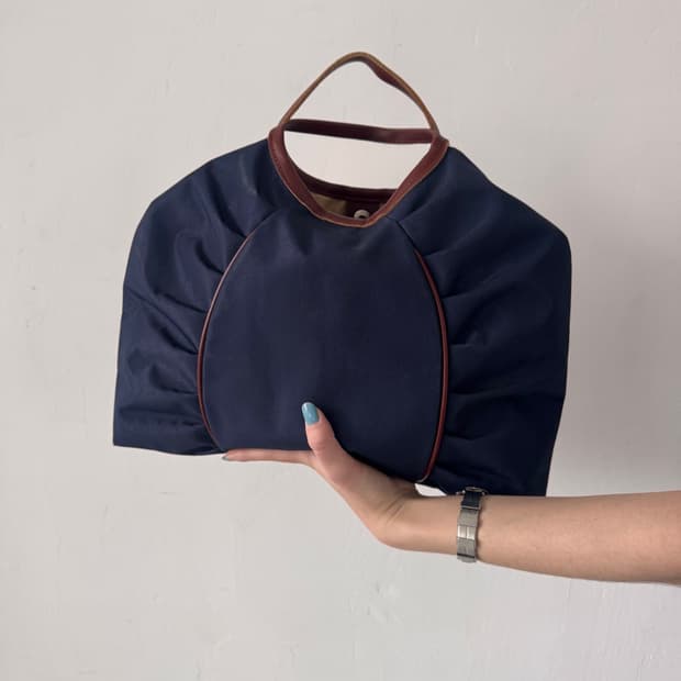 mandu pleats handbag