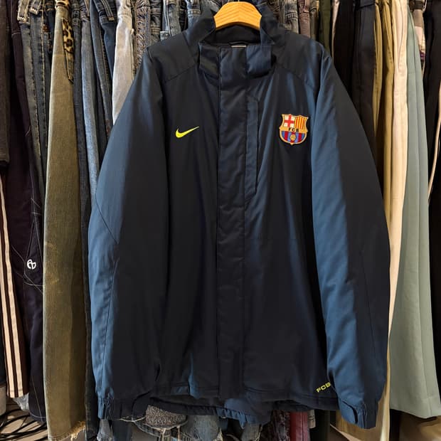 나이키 FC 바르셀로나 바람막이 자켓