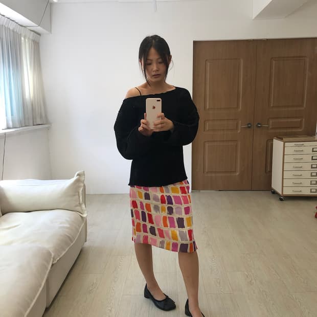 (toteme st) 블랙 플리츠 블라우스