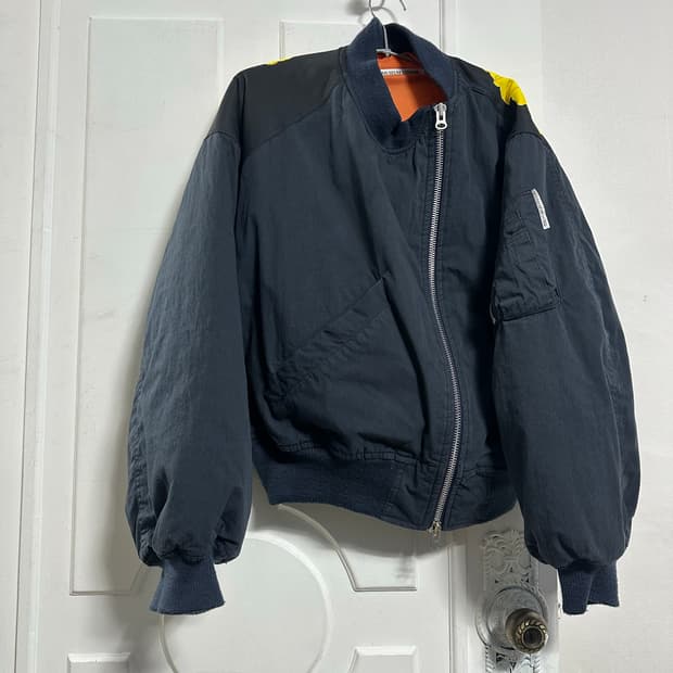 더뮤지엄비지터 플라워쿤스트 MA-1