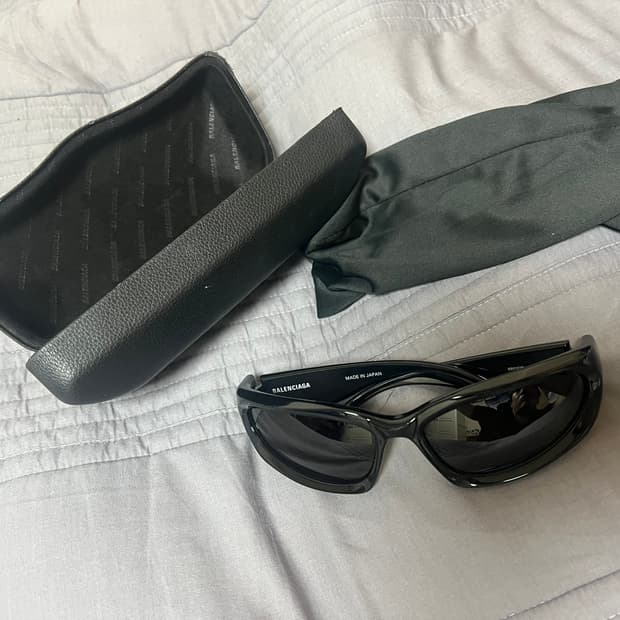 발렌시아가 스위프트 오발 판매합니다