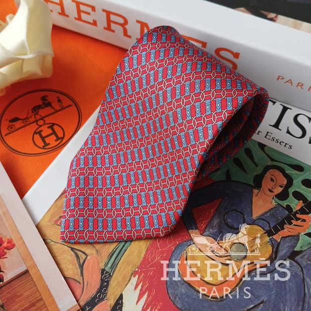 에르메스 실크 레드 H 패턴 넥타이 8.1cm B등급 E721