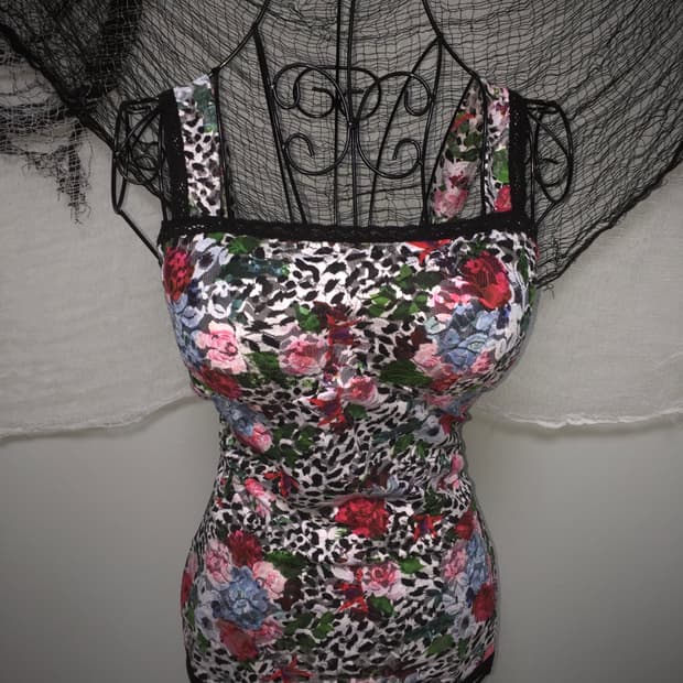 gyaru flower lace slim sleeveless