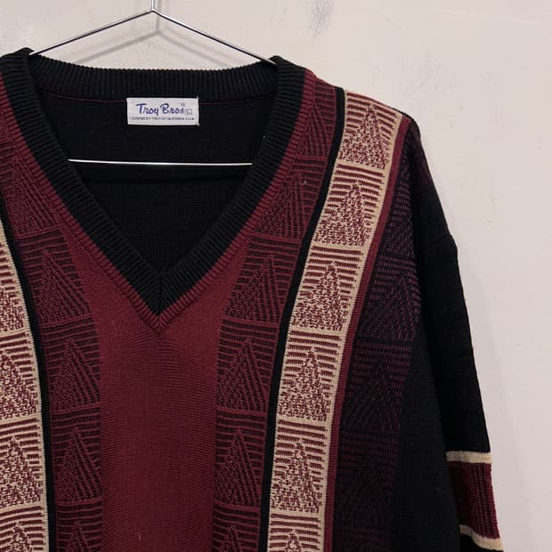 트로이 브로스 재팬 빈티지 패턴 브이넥 니트