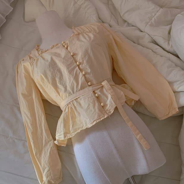 빈티지 블라우스 스트랩 블라우스 콩단추 블라우스 모리 블라우스 히메갸루