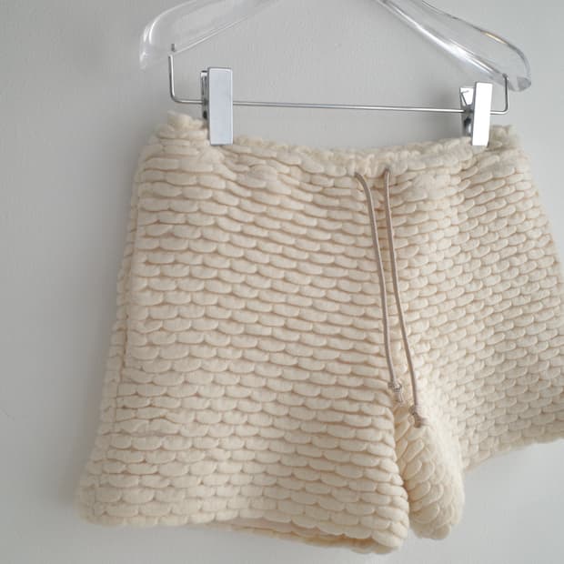 Bubbble stitch wool pants