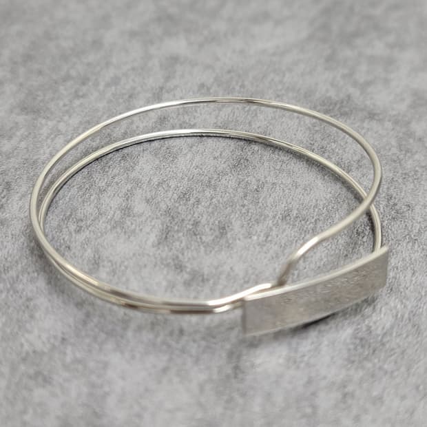 unique bangle