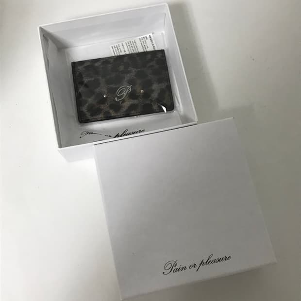 페인오어플레져 카드지갑 핫팩