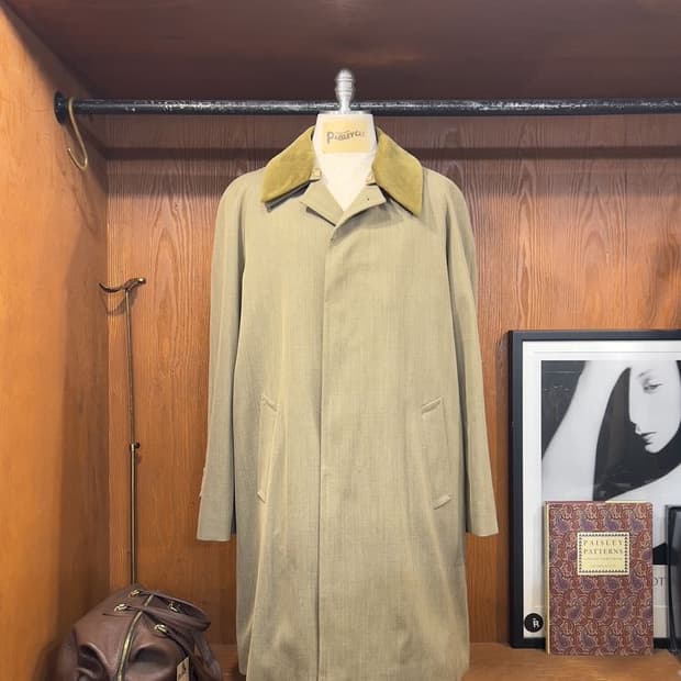 이자이아 래글런코트