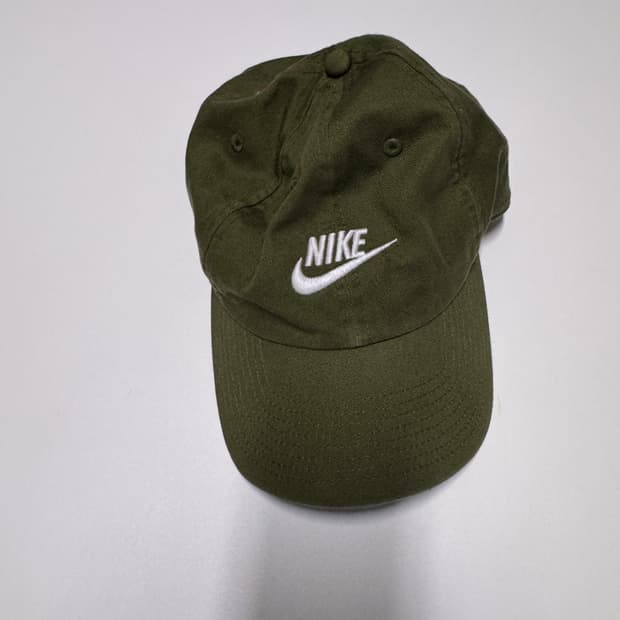 여성 나이키 21년도 헤리티지 카키 볼캡 모자
