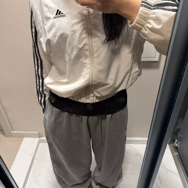 아디다스 화이트 트랙 후드집업 S