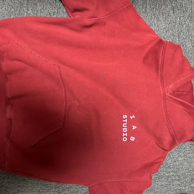 아이앱 스튜디오 후드 버건디