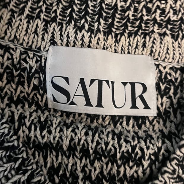 SATUR 세터 브이넥 조끼니트 m