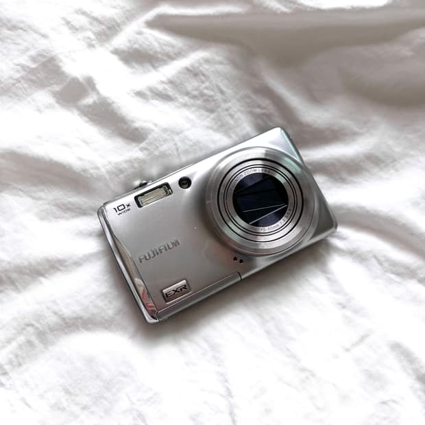 후지필름 파인픽스 F70EXR