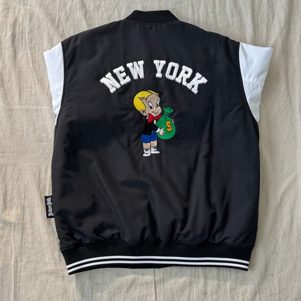 질스튜어트 x 리치리치 리버시블 봄버 자켓 M(100)
