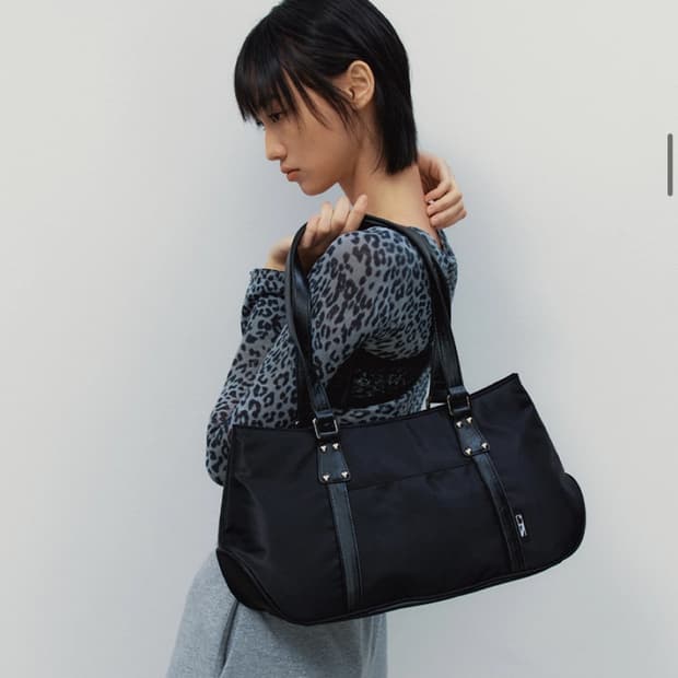 스퀘어라인 보트백 나일론 블랙