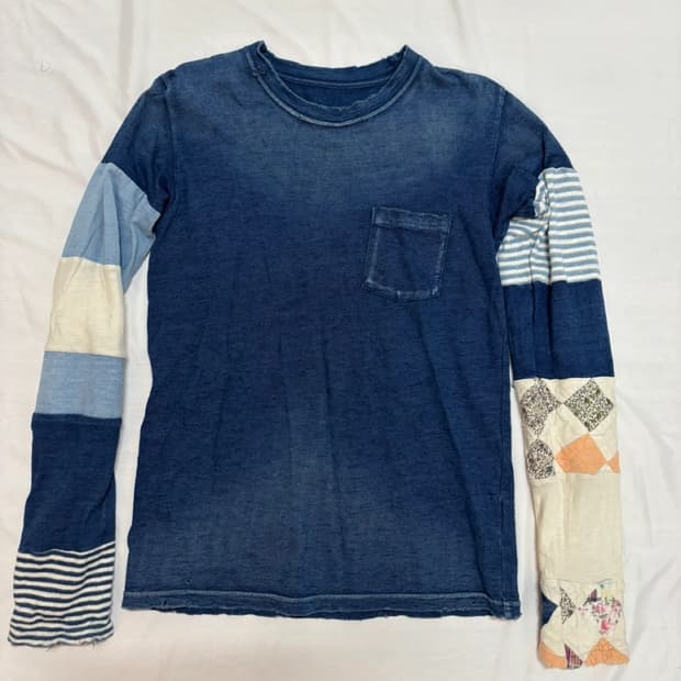 캐피탈 롱슬리브