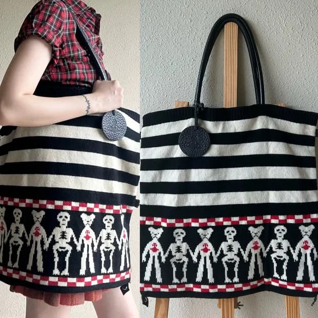 비비안웨스트우드 스컬베어 니트 백