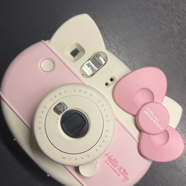 헬로키티 폴라로이드