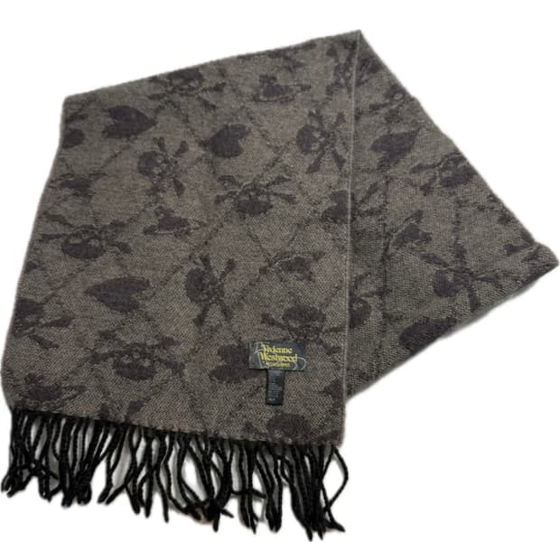 비비안 웨스트우드 스컬 앤 하트 머플러 목도리