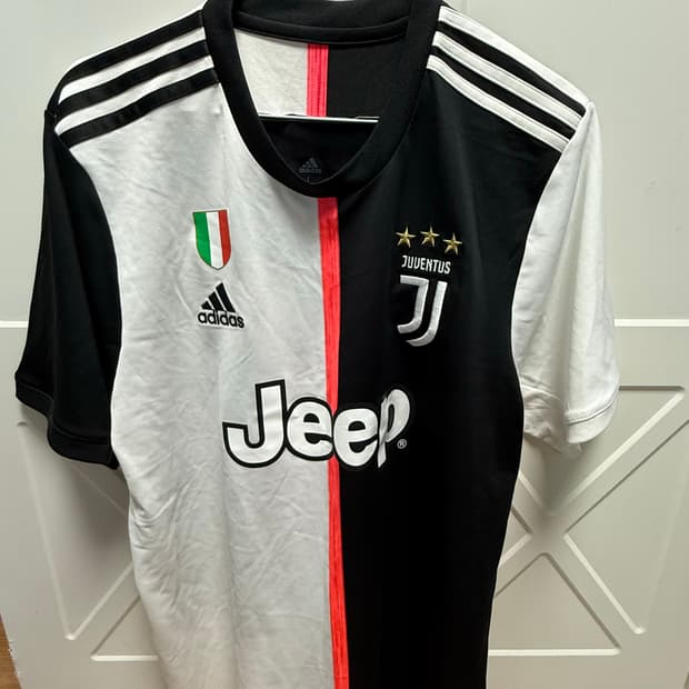 19-20 유벤투스 호날두 유니폼