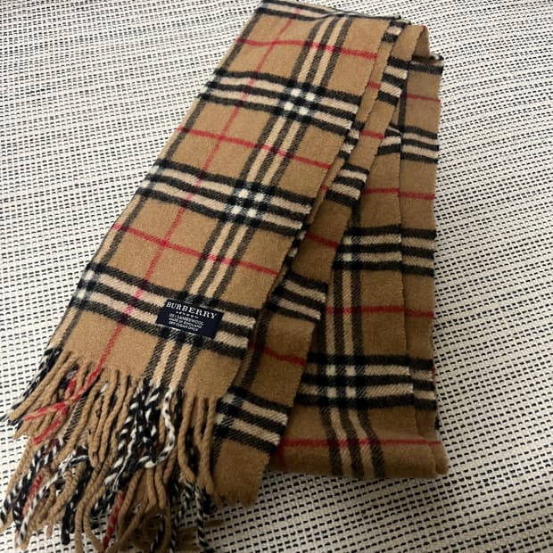 버버리 클래식 노바체크 램스울 머플러