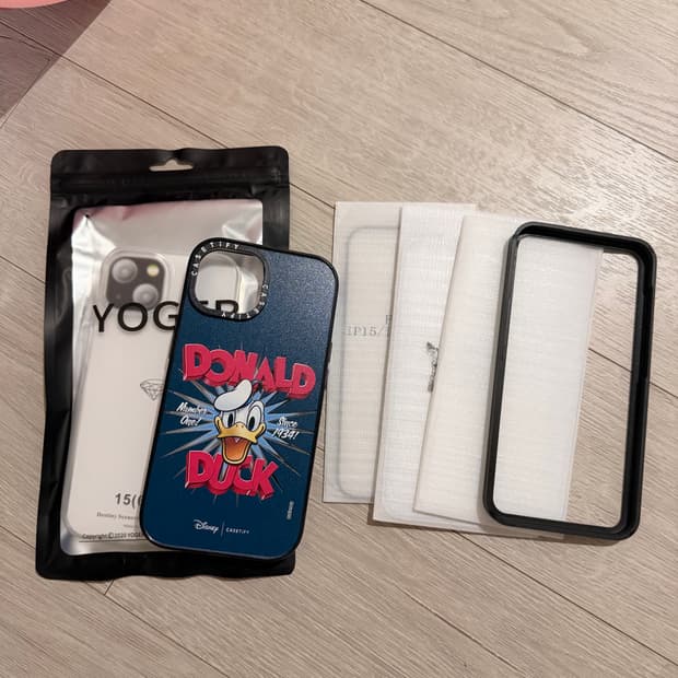 아이폰 15 보호액정 3개 + 케이스는 껴드려요