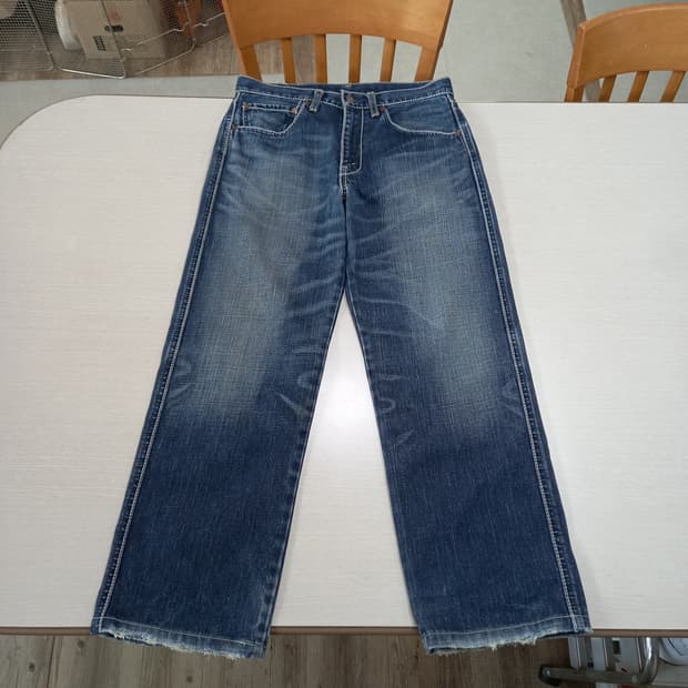 31 04's 리바이스510 Red 워싱 세미와이드진 31-482