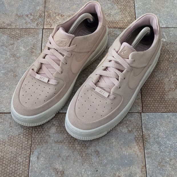 (245)나이키 에어포스 1 세이지 로우 파티클 베이지