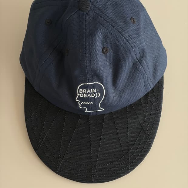 Brain Dead 웍스아웃 캡