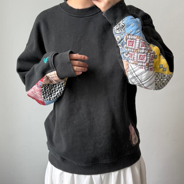 [XL] 뉴에라 블랙 맨투맨