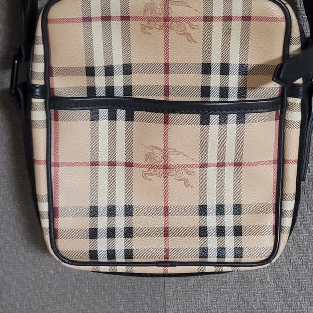 버버리 노바체크 크로스백