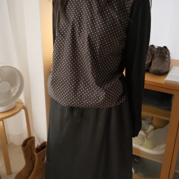 Dot back button top