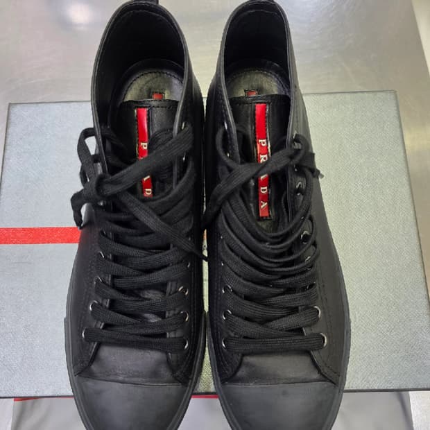 프라다 하이탑 스니커즈