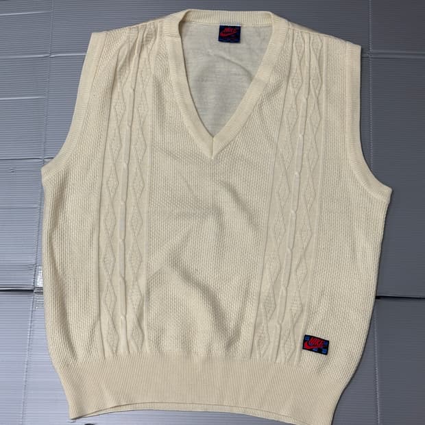 한국 나이키 니트 조끼 100