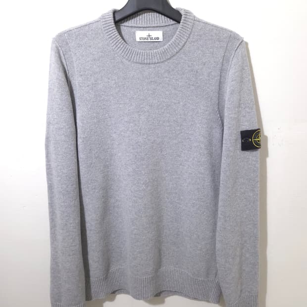 [새상품급] 스톤아일랜드 니트 Gray L Size