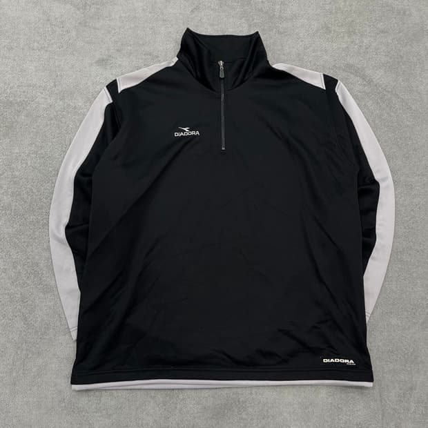 100 디아도라 반집업 긴팔 롱슬리브