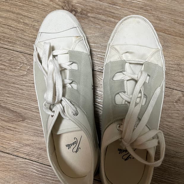 니들스 길리슈즈 