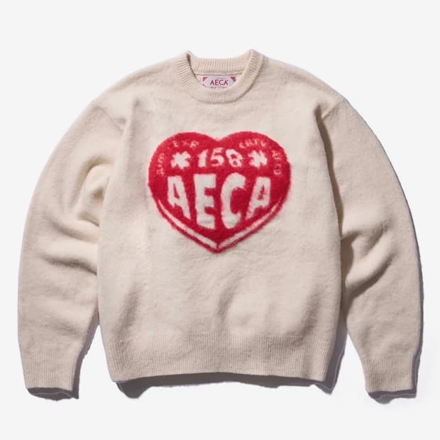 에이카 러브 두들 니트 아이보리